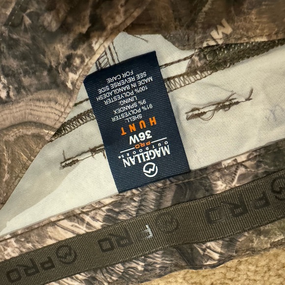Magellan Mossy Oak hunting pants NWT - Picture 2 of 3